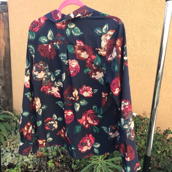 Floral navy button-up - Picture 2 of 4